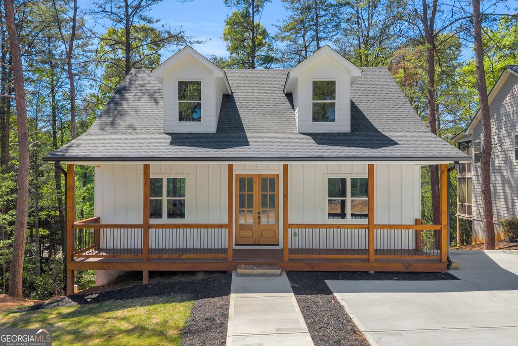 Photo of 333 Rosen Strasse, Helen, GA 30545 (MLS # 10767652)