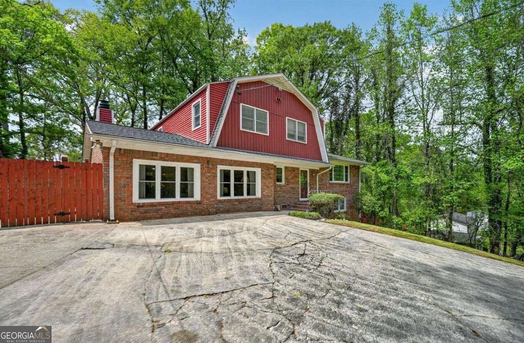 Photo of 1495 Harbin Road SW, Atlanta, GA 30311 (MLS # 10733134)