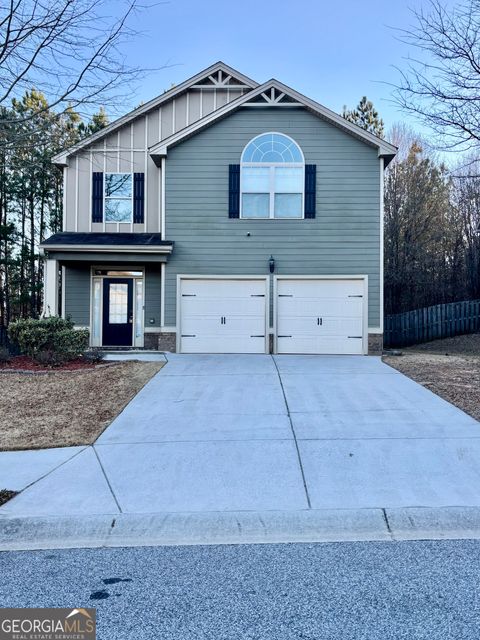 A home in Fairburn