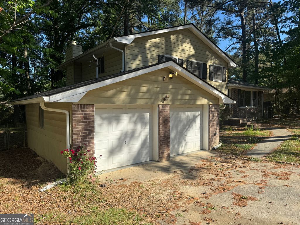 Photo of 1130 Buckhurst Drive, Atlanta, GA 30349 (MLS # 10738941)