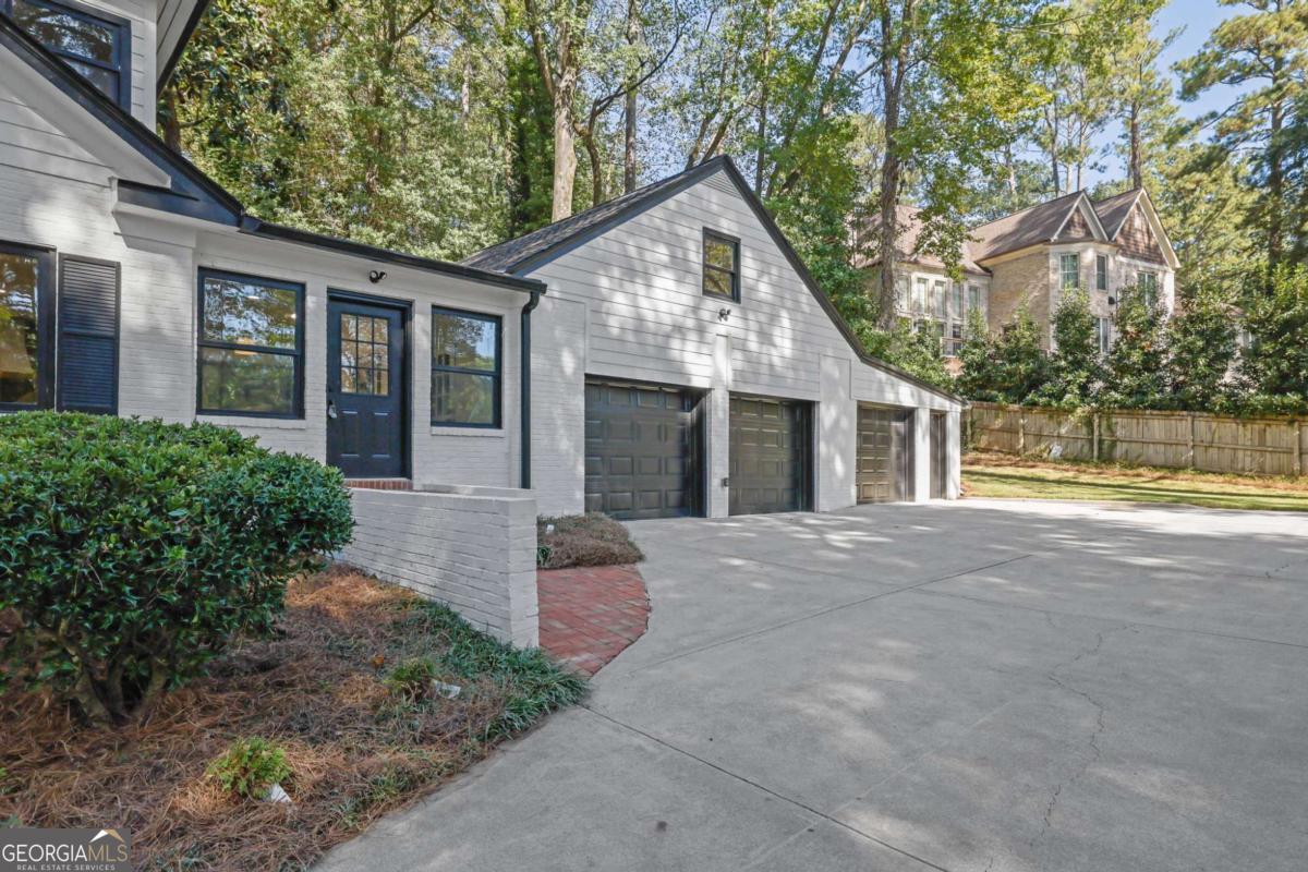 Peachtree Battle - Residential