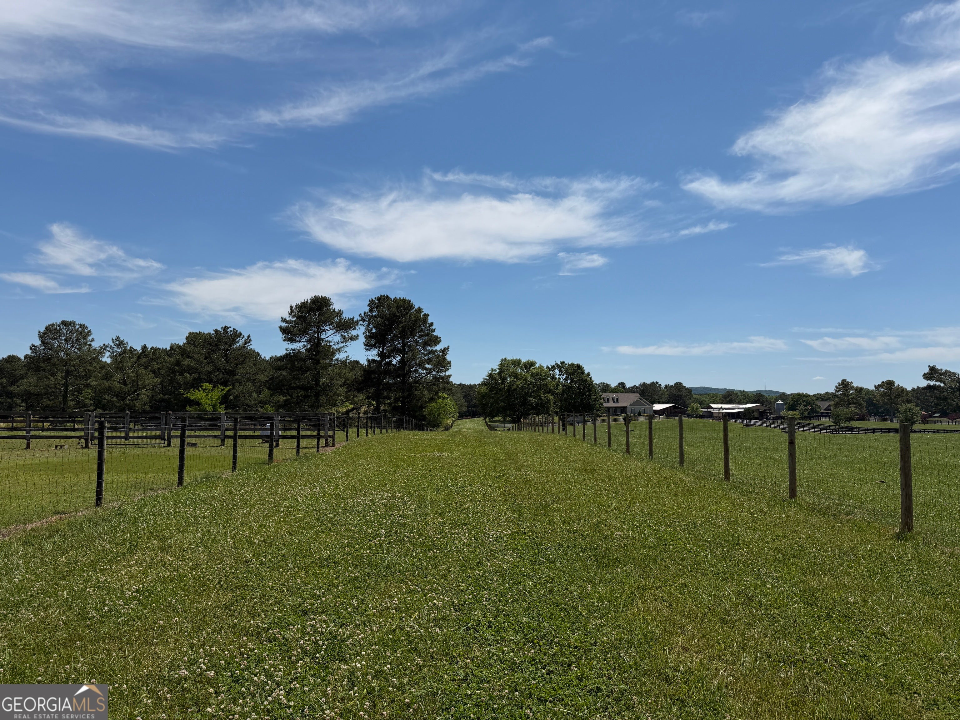 1593 Old Alabama RD