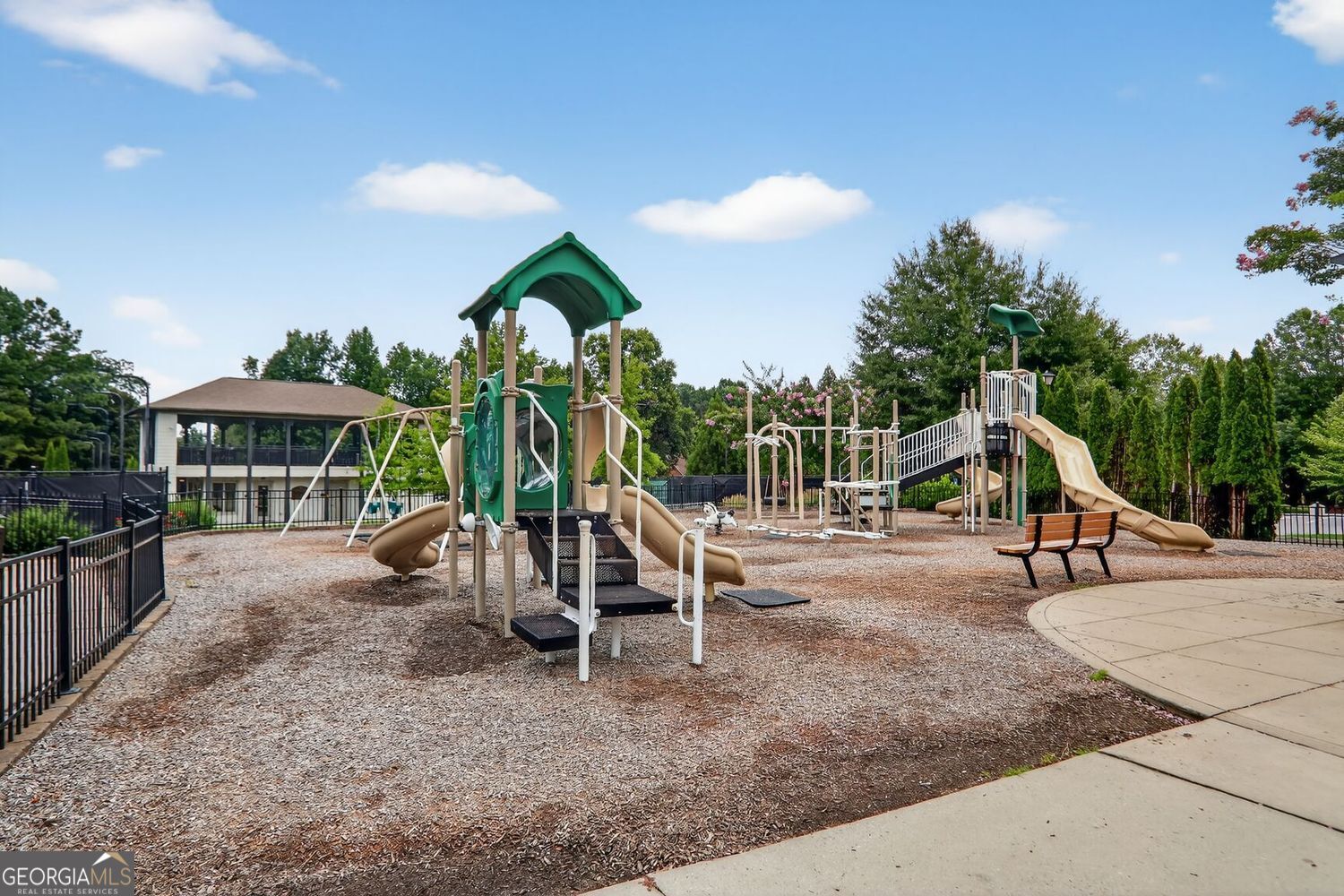 Milton, Georgia 30004, United States, 6 Bedrooms Bedrooms, ,5 BathroomsBathrooms,Residential,Active,189719