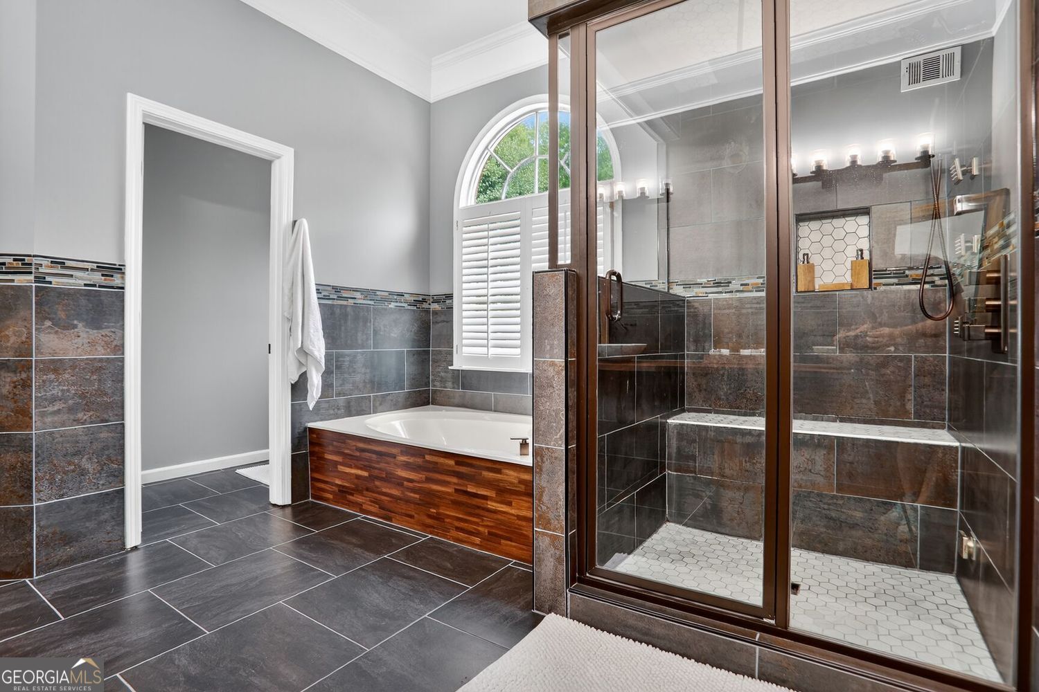 Milton, Georgia 30004, United States, 6 Bedrooms Bedrooms, ,5 BathroomsBathrooms,Residential,Active,189719