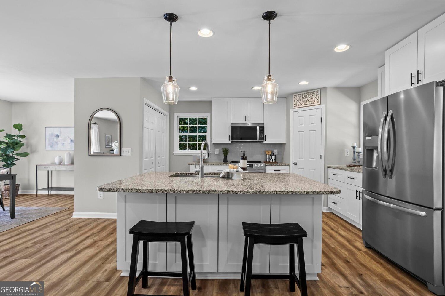 2810 Wendy LN