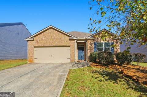 Photo of 2017 Sawgrass Drive, Hampton, GA 30228 (MLS # 10644009)