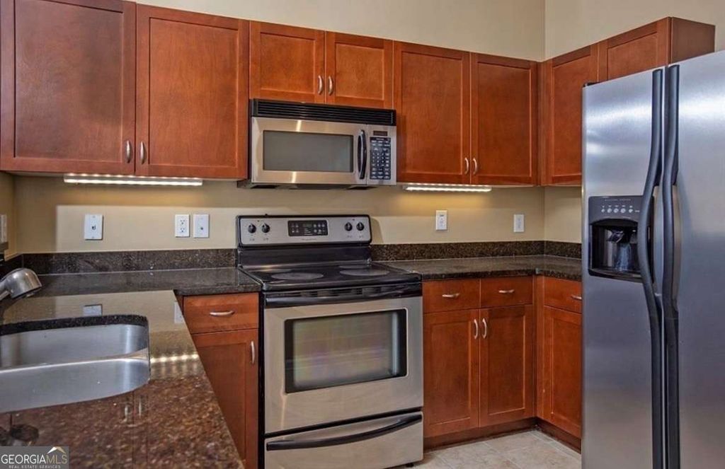 Photo of 870 Mayson Turner Road #1309, Atlanta, GA 30314 (MLS # 10693456)