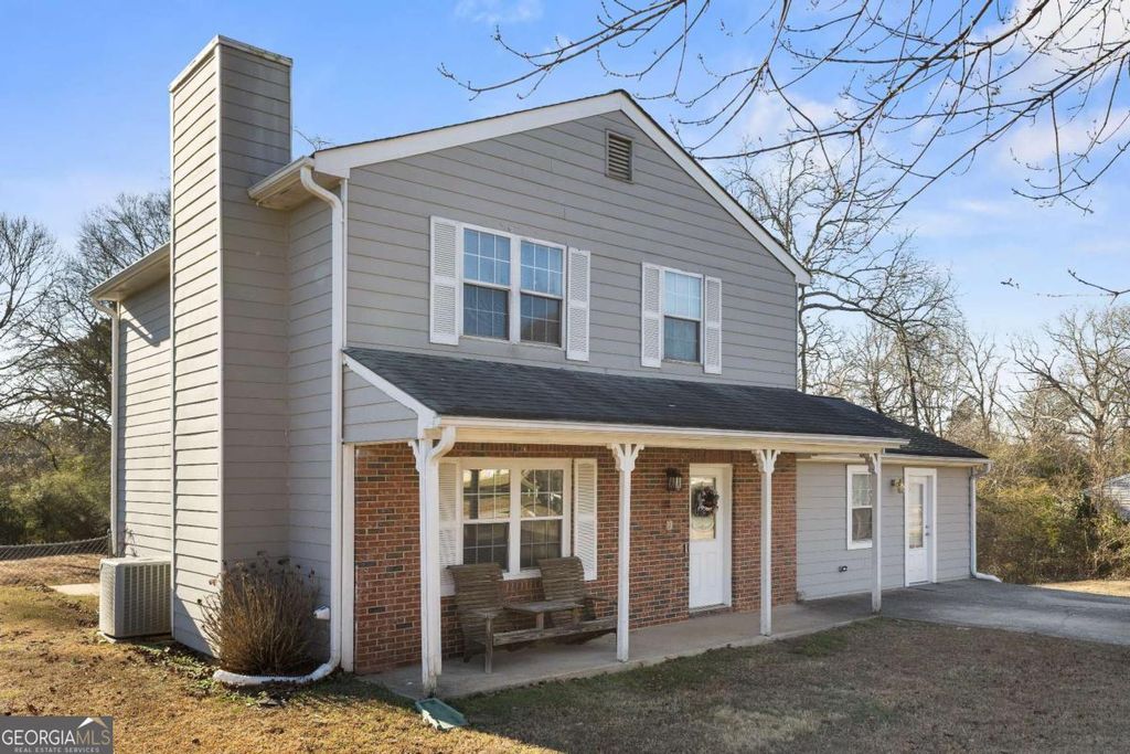 Photo of 284 Oak Ridge, Auburn, GA 30011 (MLS # 10671314)