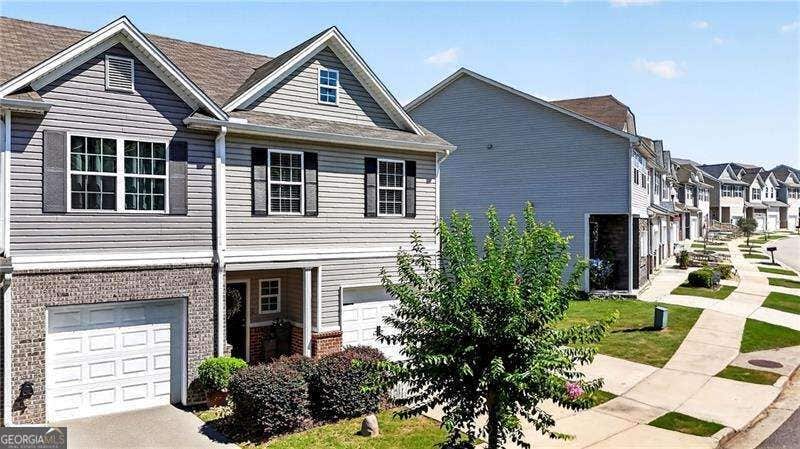 Photo of 4688 Beacon Ridge Lane, Flowery Branch, GA 30542 (MLS # 10831247)