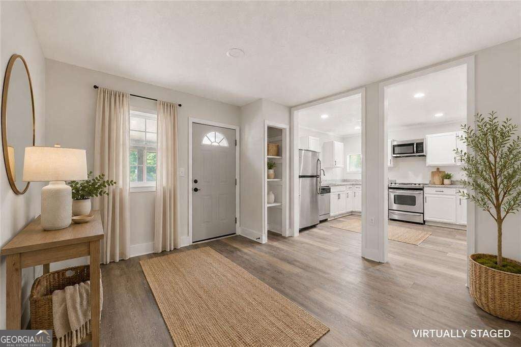 Photo of 4755 Kent Rd, Atlanta, GA 30337 (MLS # 10868934)