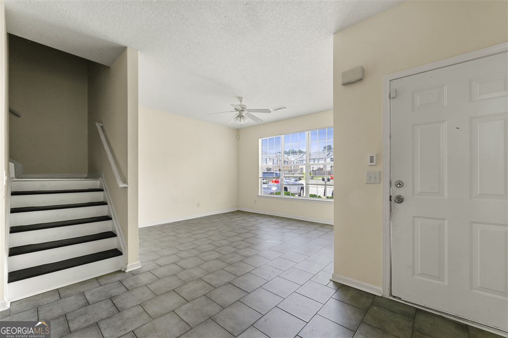 7331 Wagon Wheel CT