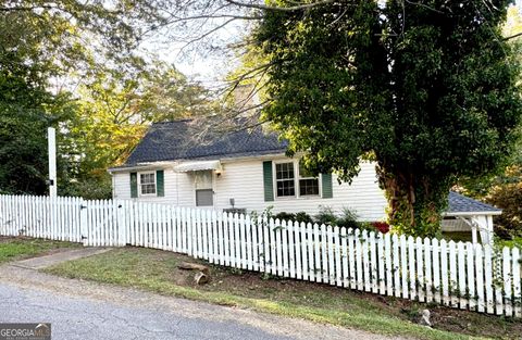 A home in Demorest