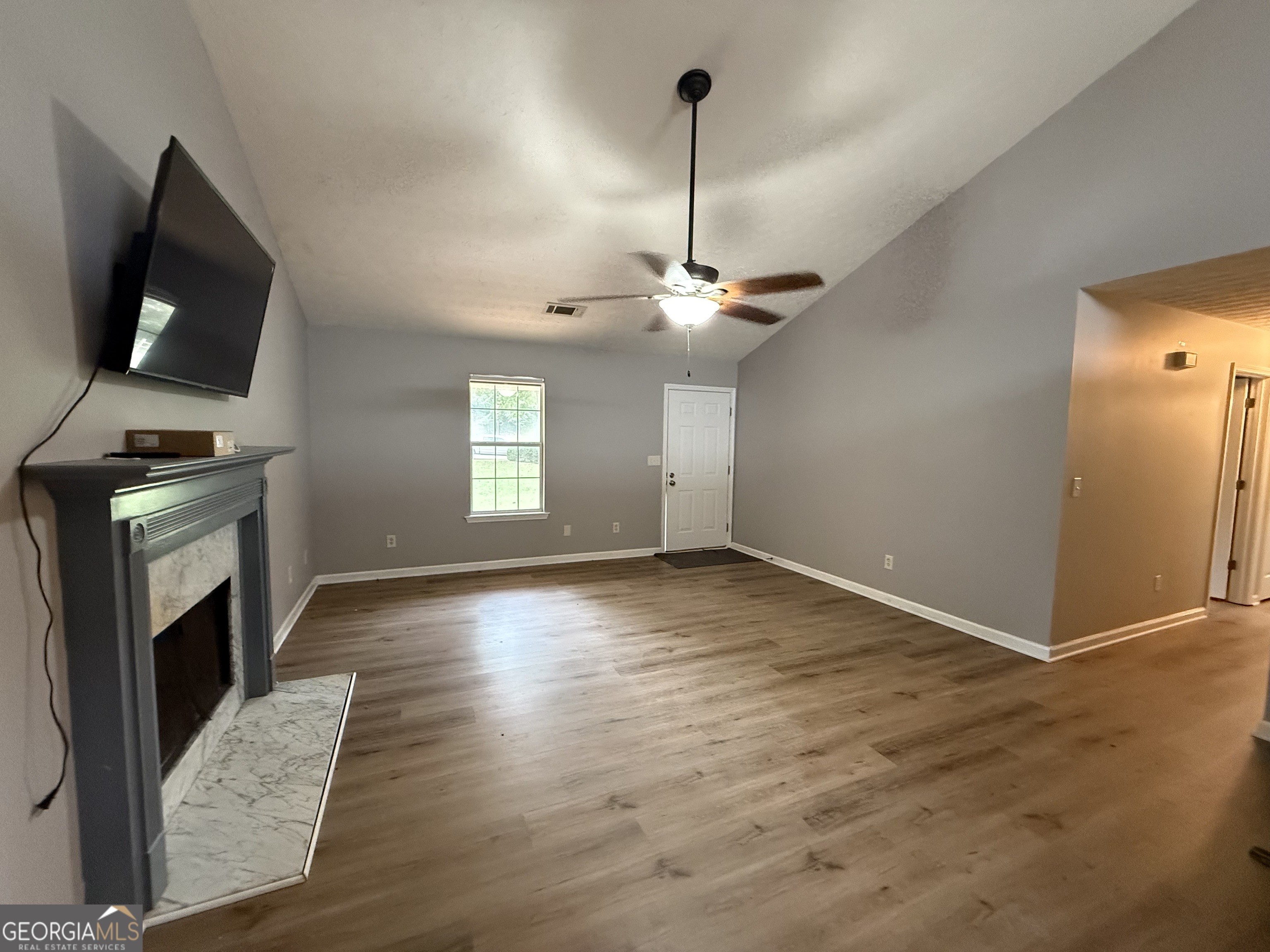 320 Ponderosa TRL