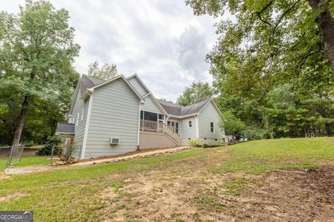 A home in Americus