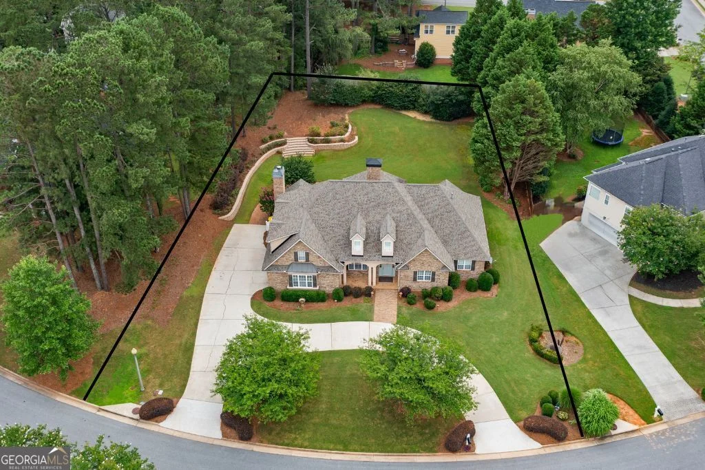 15 Stratford Way
