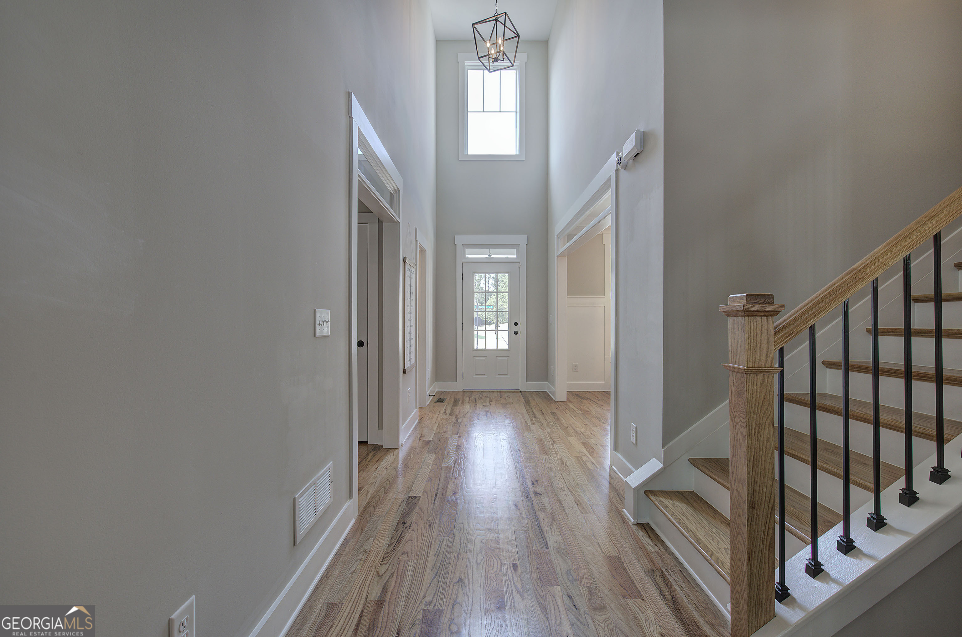 10 Sparkleberry LN W