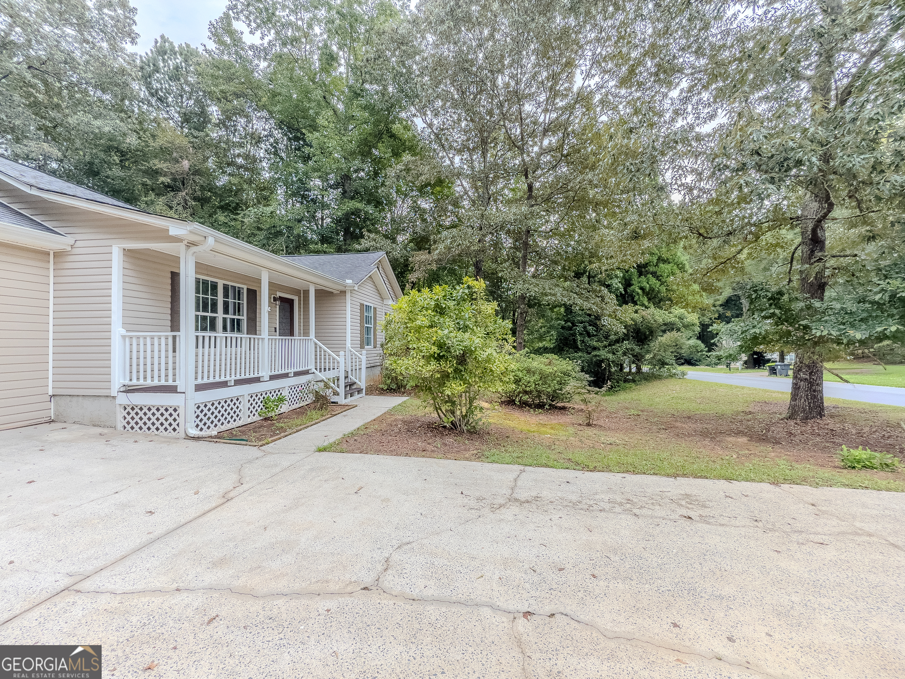 79 Southern Trace DR