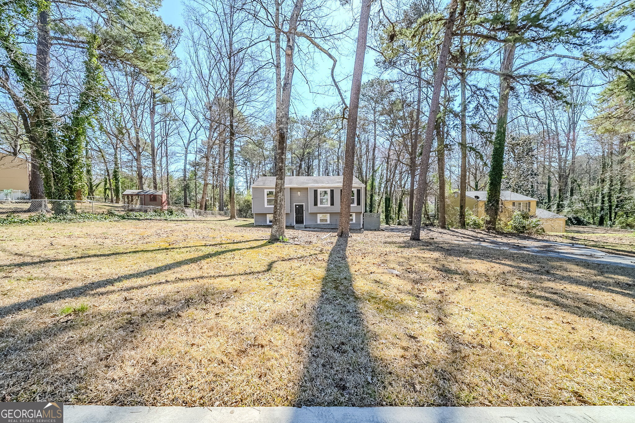 This charming 1-story home offers a comfortable and functional layout with 3 spacious bedrooms and 2 bathrooms. Perfect for anyone seeking single-level living, the home provides a cozy and inviting atmosphere. Whether you're relaxing in the living area or enjoying the privacy of the bedrooms, this home is designed for ease and comfort. With its well-maintained features and convenient floor plan, it's an ideal choice for those looking for simplicity and style. Don't miss out, schedule a showing today!