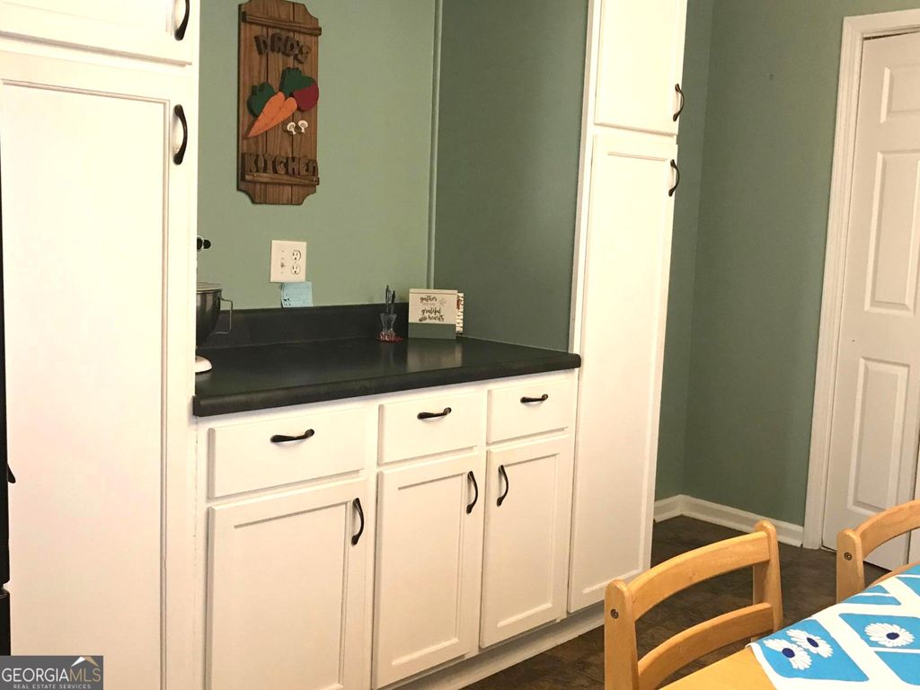 Photo of 110 Crawford Cir, Newnan, GA 30265 (MLS # 10654438)