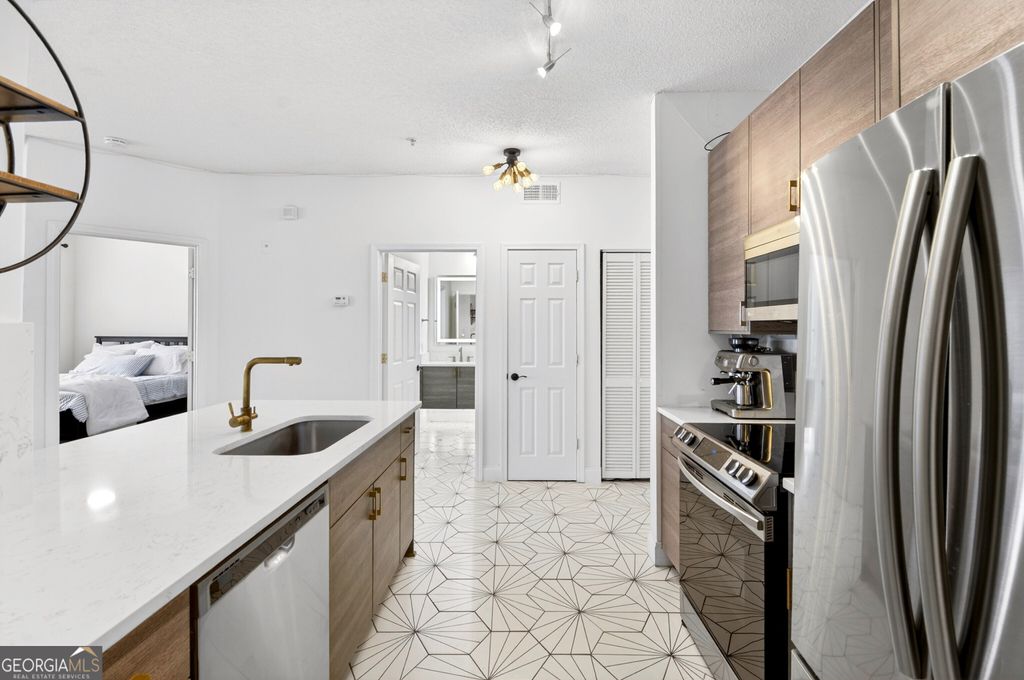 Photo of 955 Juniper Street NE #3028, Atlanta, GA 30309 (MLS # 10700091)