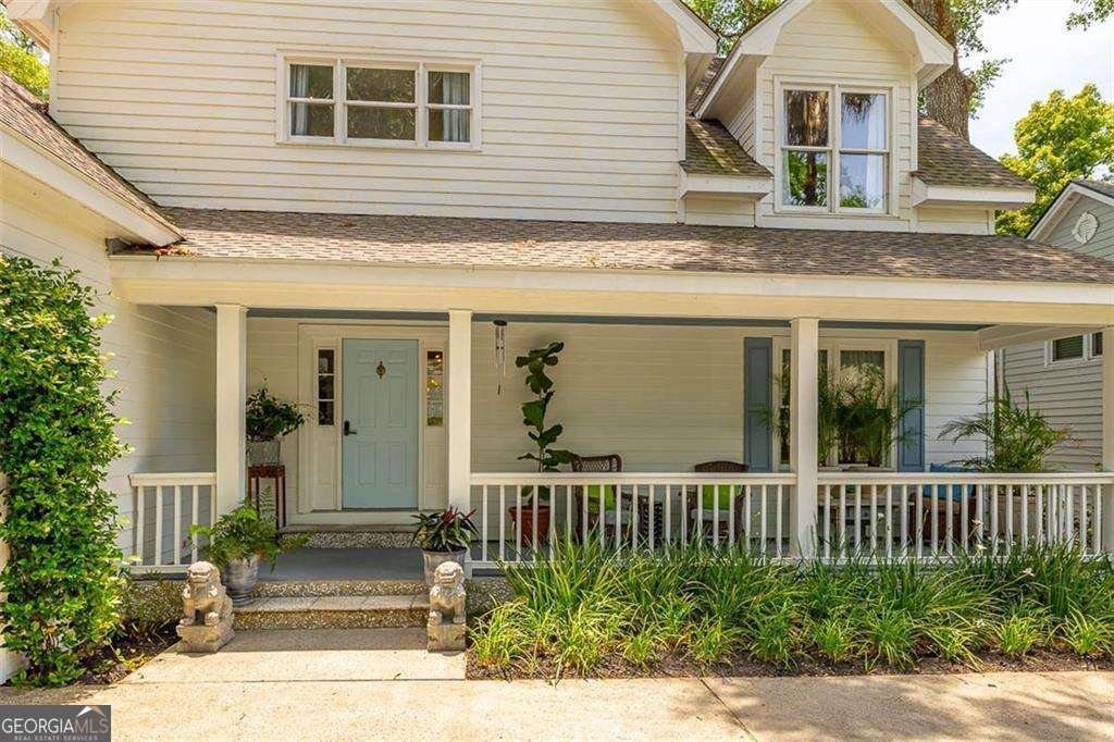 107 Newfield ST