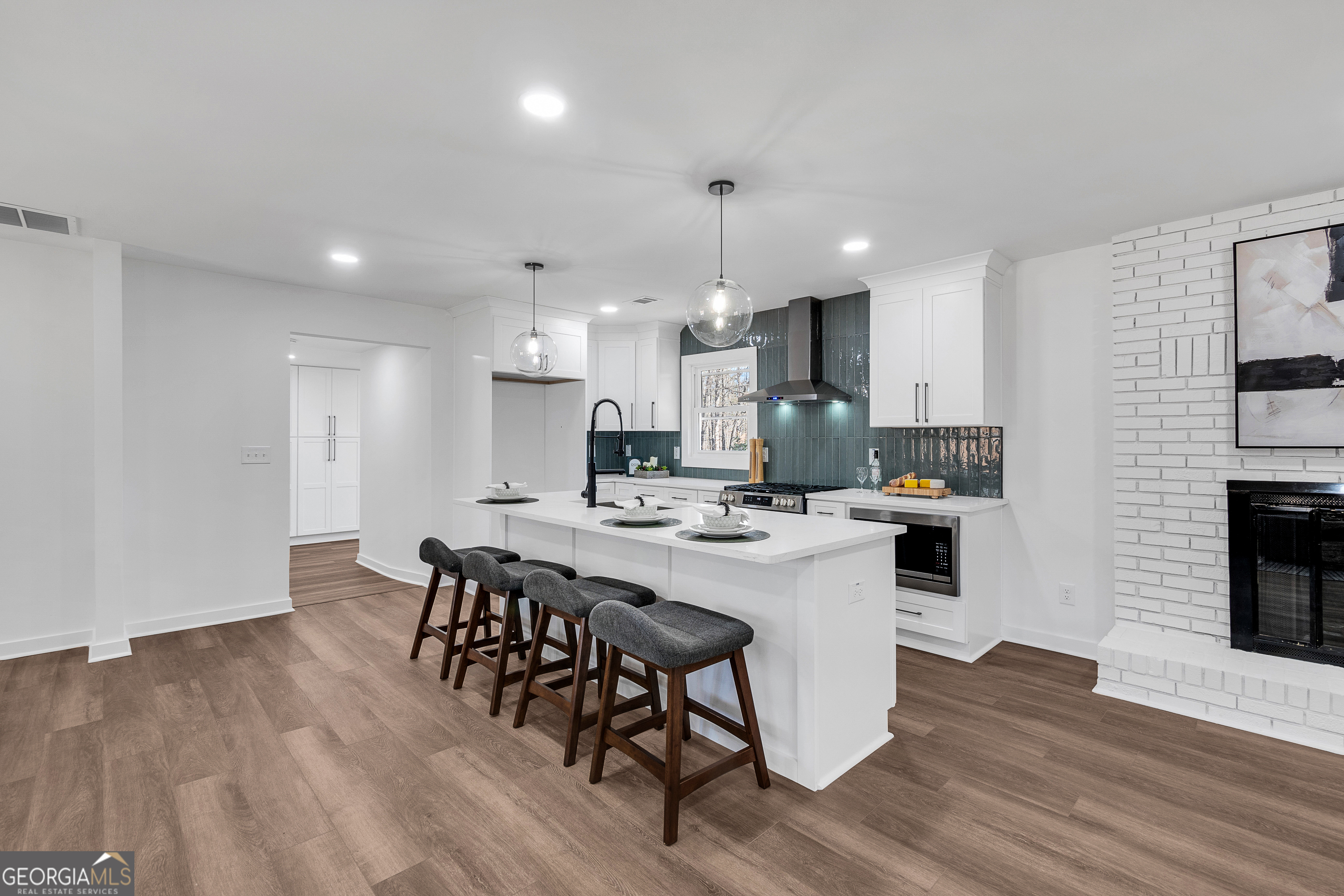 HOLLY HILLS ESTATES - Residential