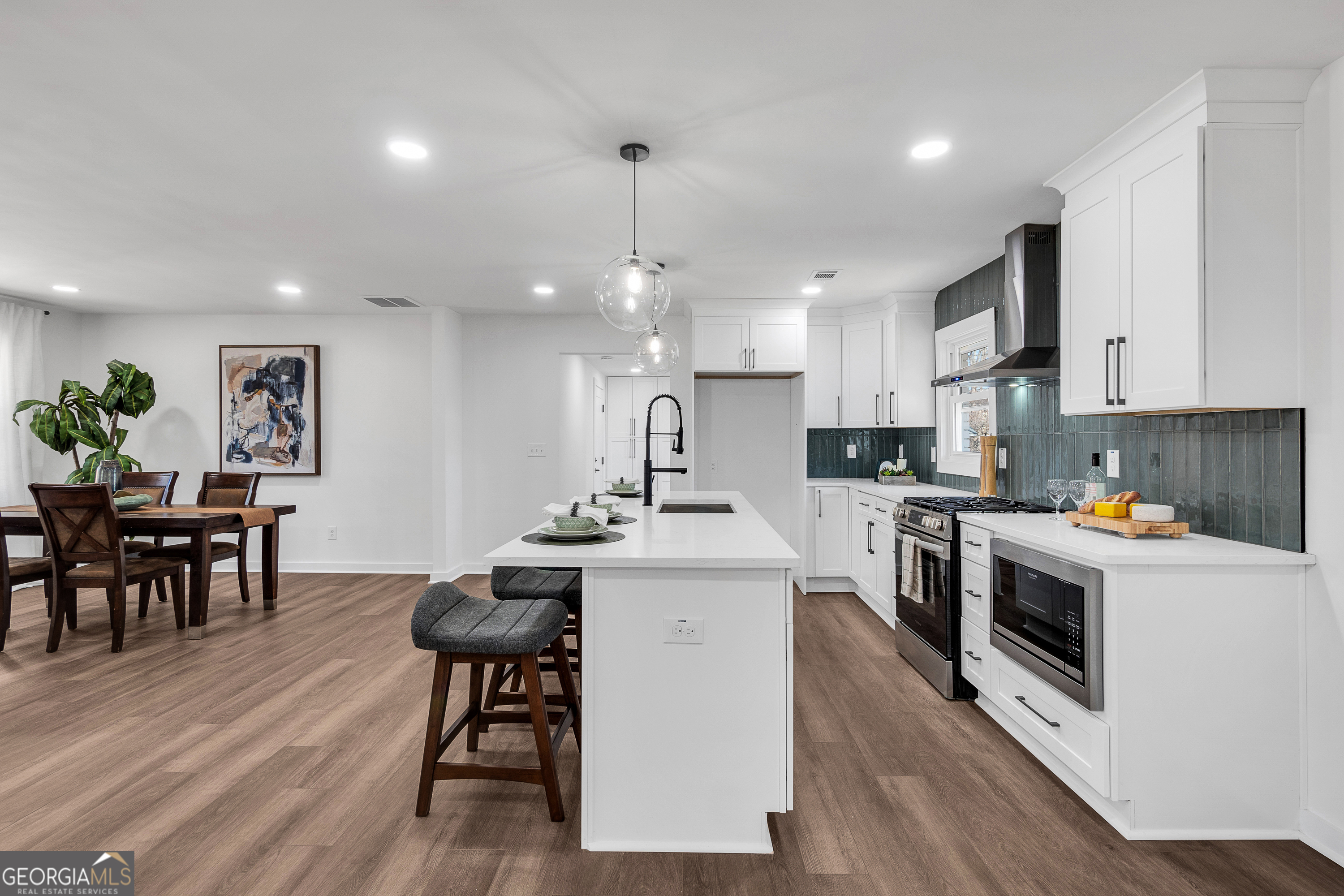 HOLLY HILLS ESTATES - Residential