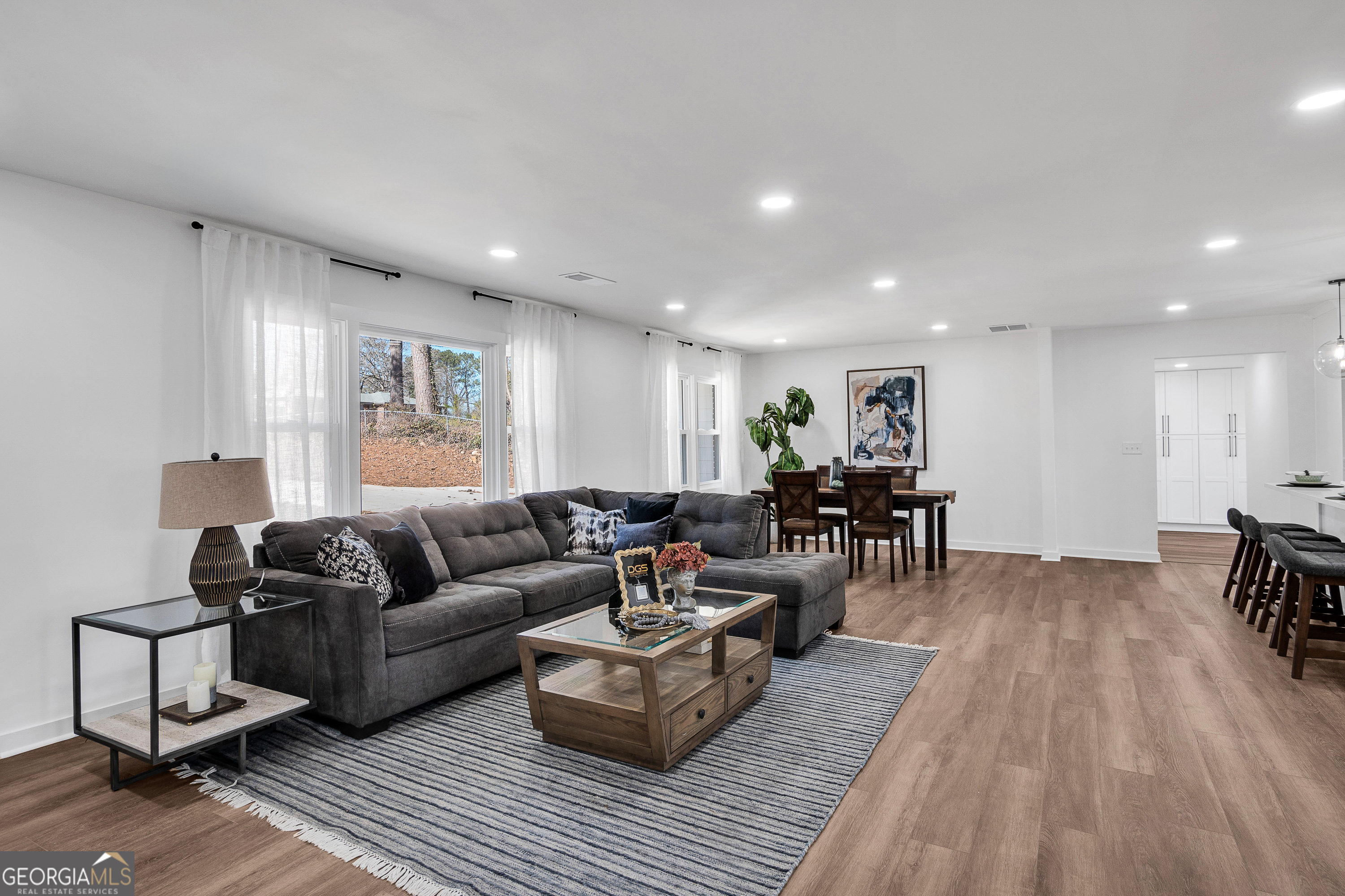 HOLLY HILLS ESTATES - Residential
