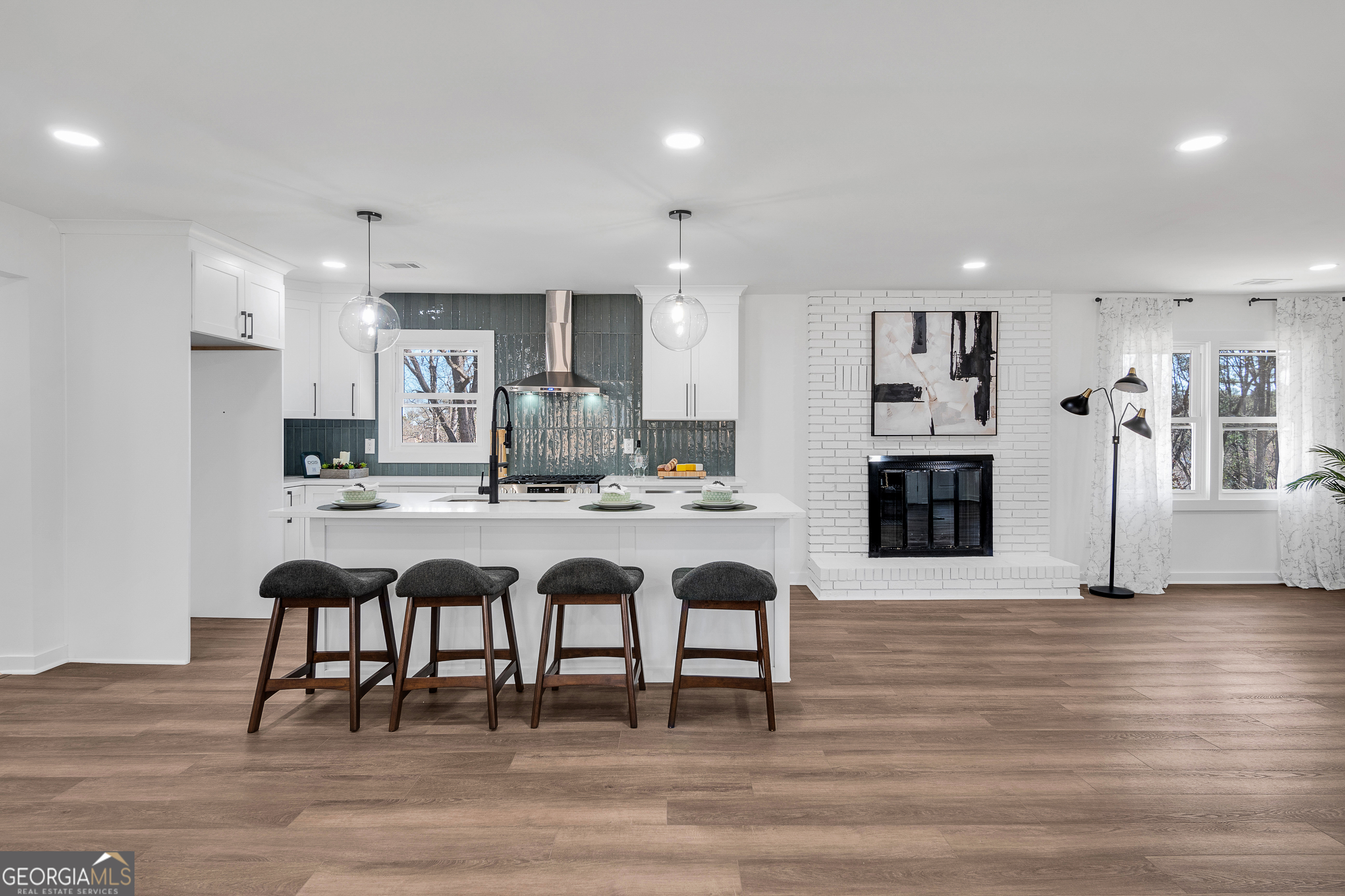 HOLLY HILLS ESTATES - Residential