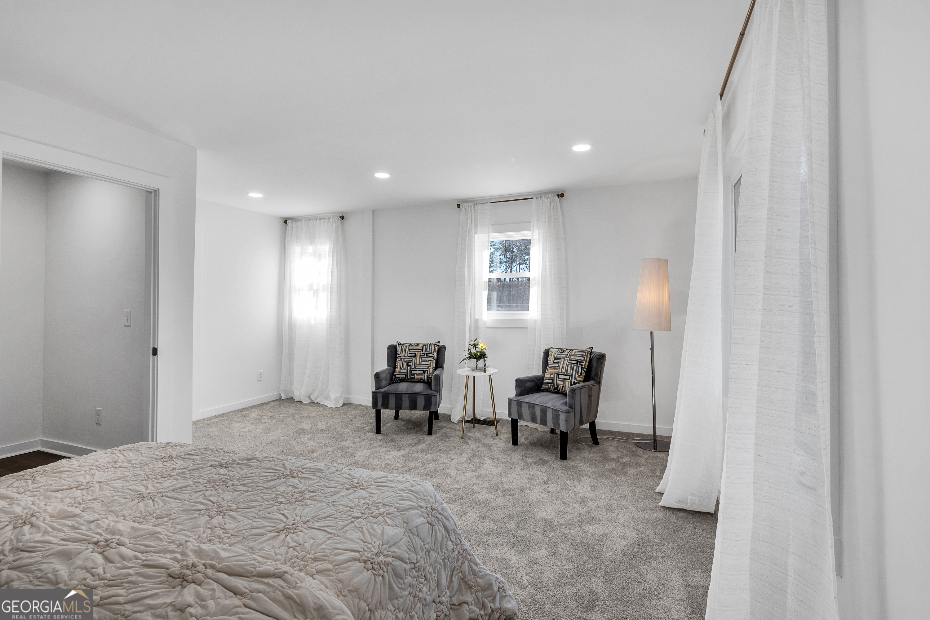 HOLLY HILLS ESTATES - Residential