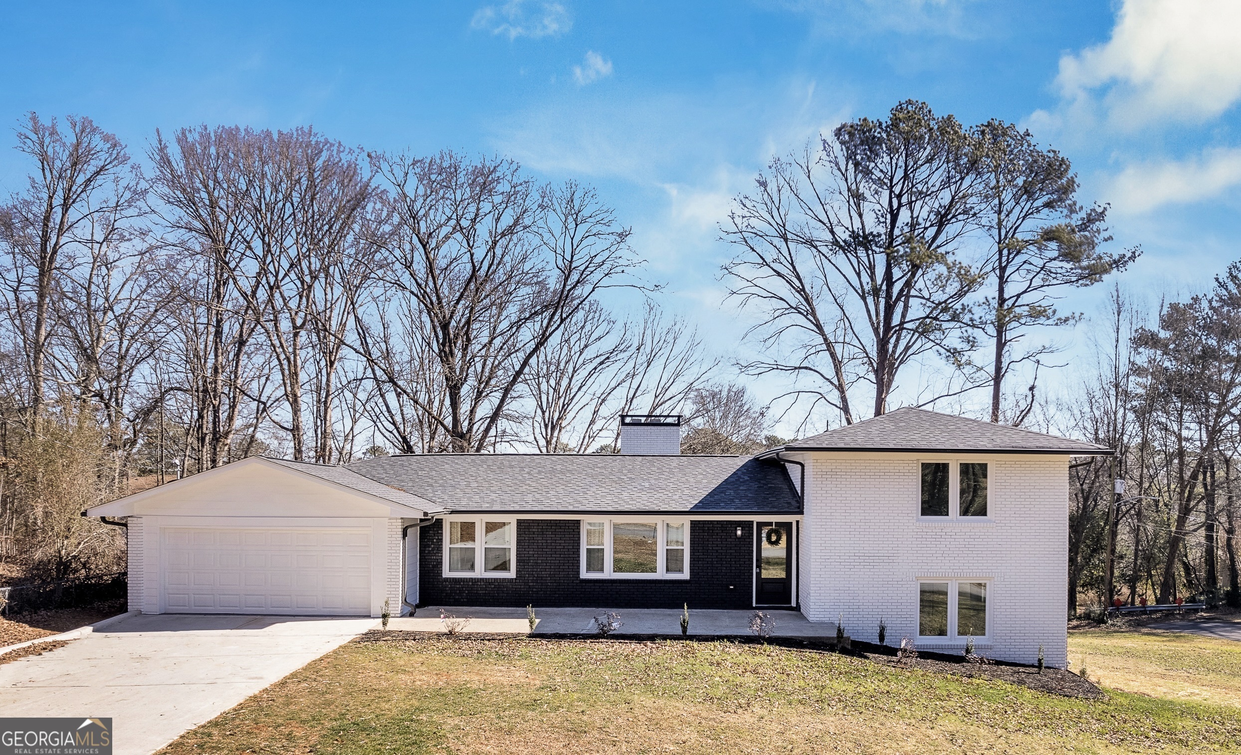 HOLLY HILLS ESTATES - Residential