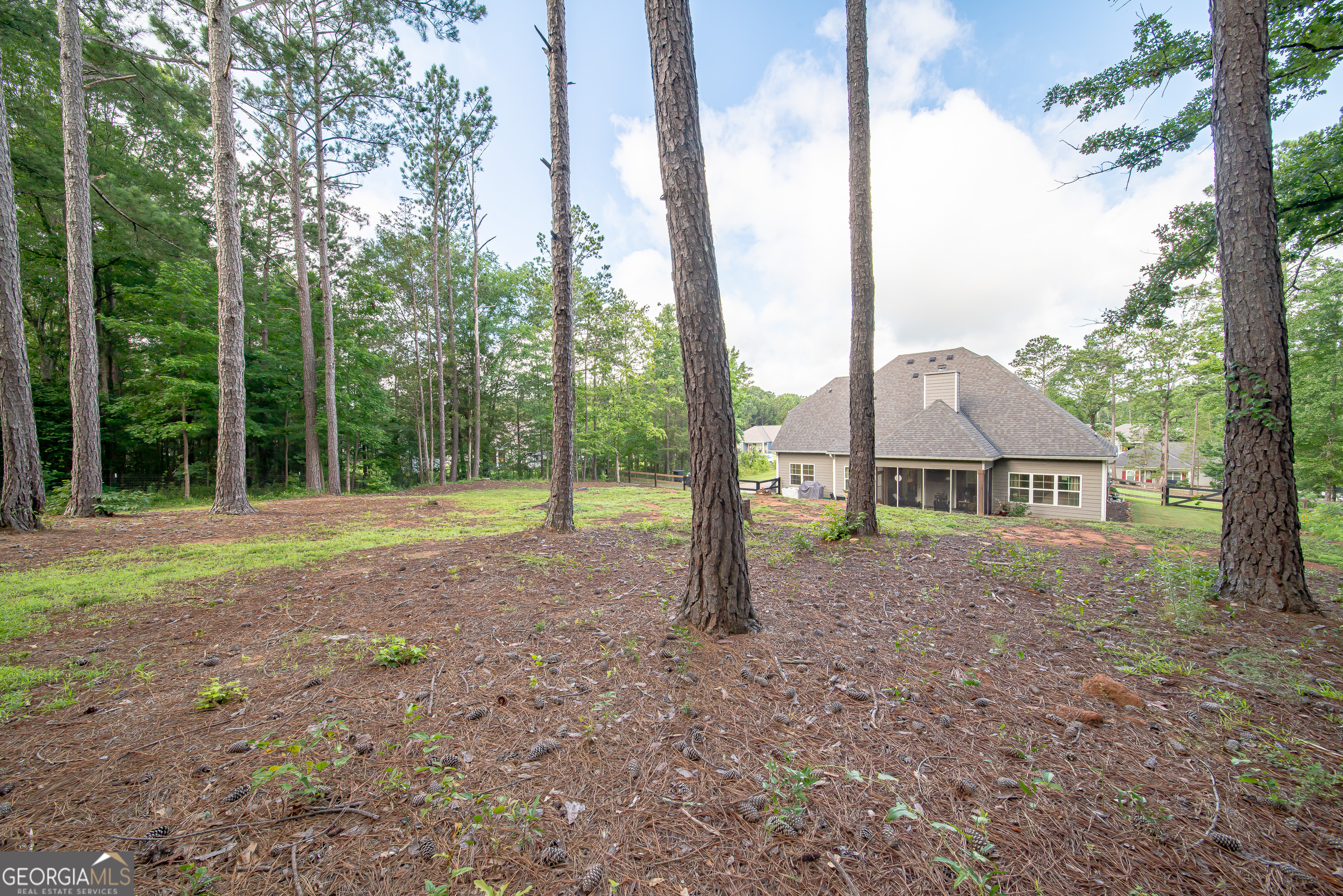 82 Rolling Meadows WAY