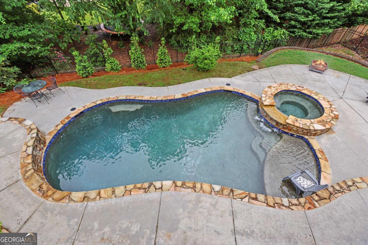 2192 Floral Ridge DR