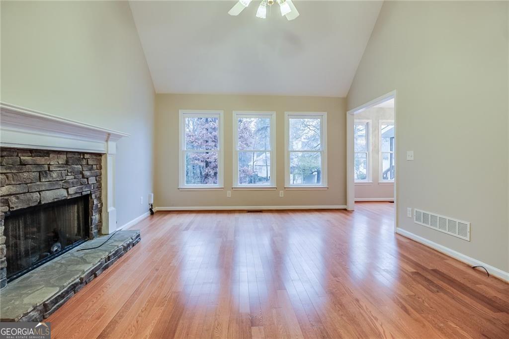 402 Hancock CT