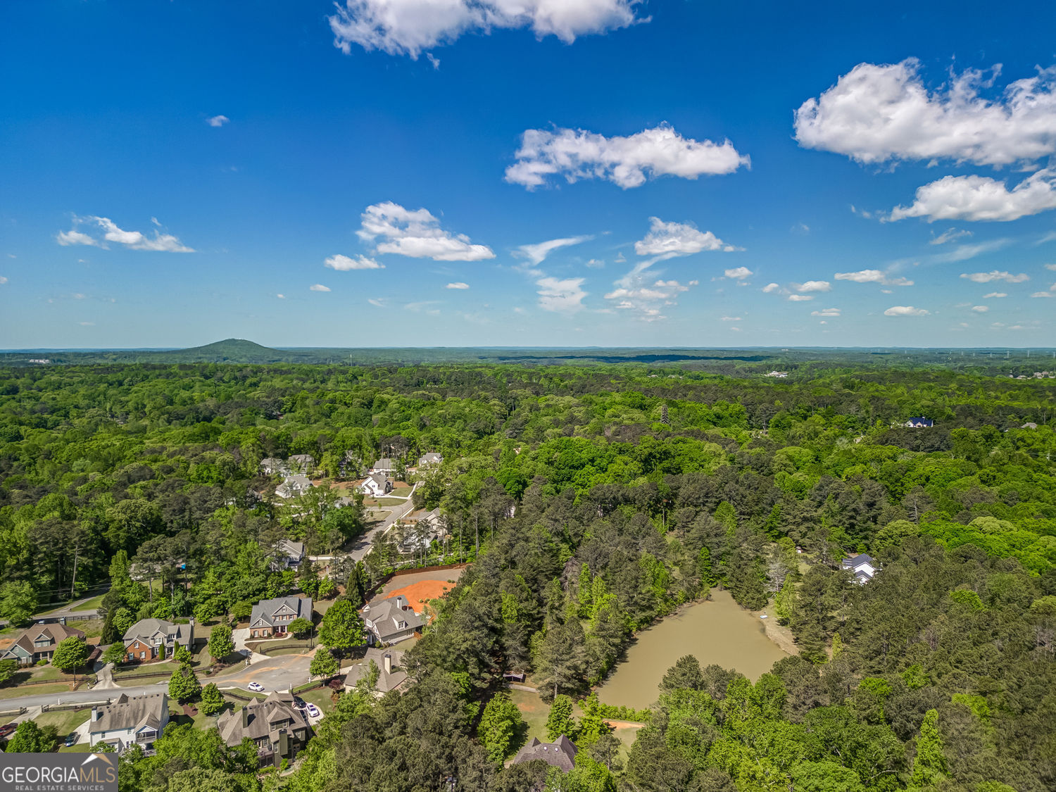 THE ESTATES OF COMBS GROVE - Residential