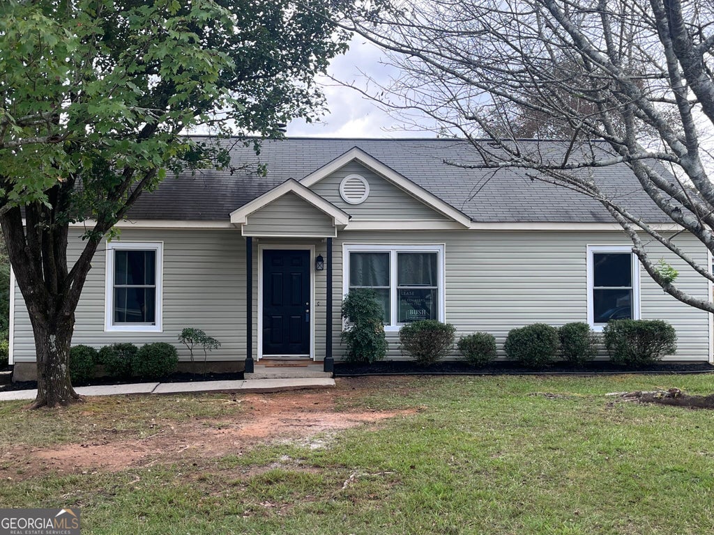 Photo of 31 Oak Street, Newnan, GA 30263 (MLS # 10866740)