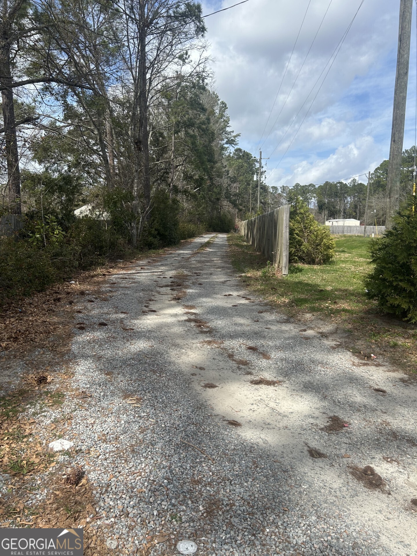 5475-5485 McCall RD