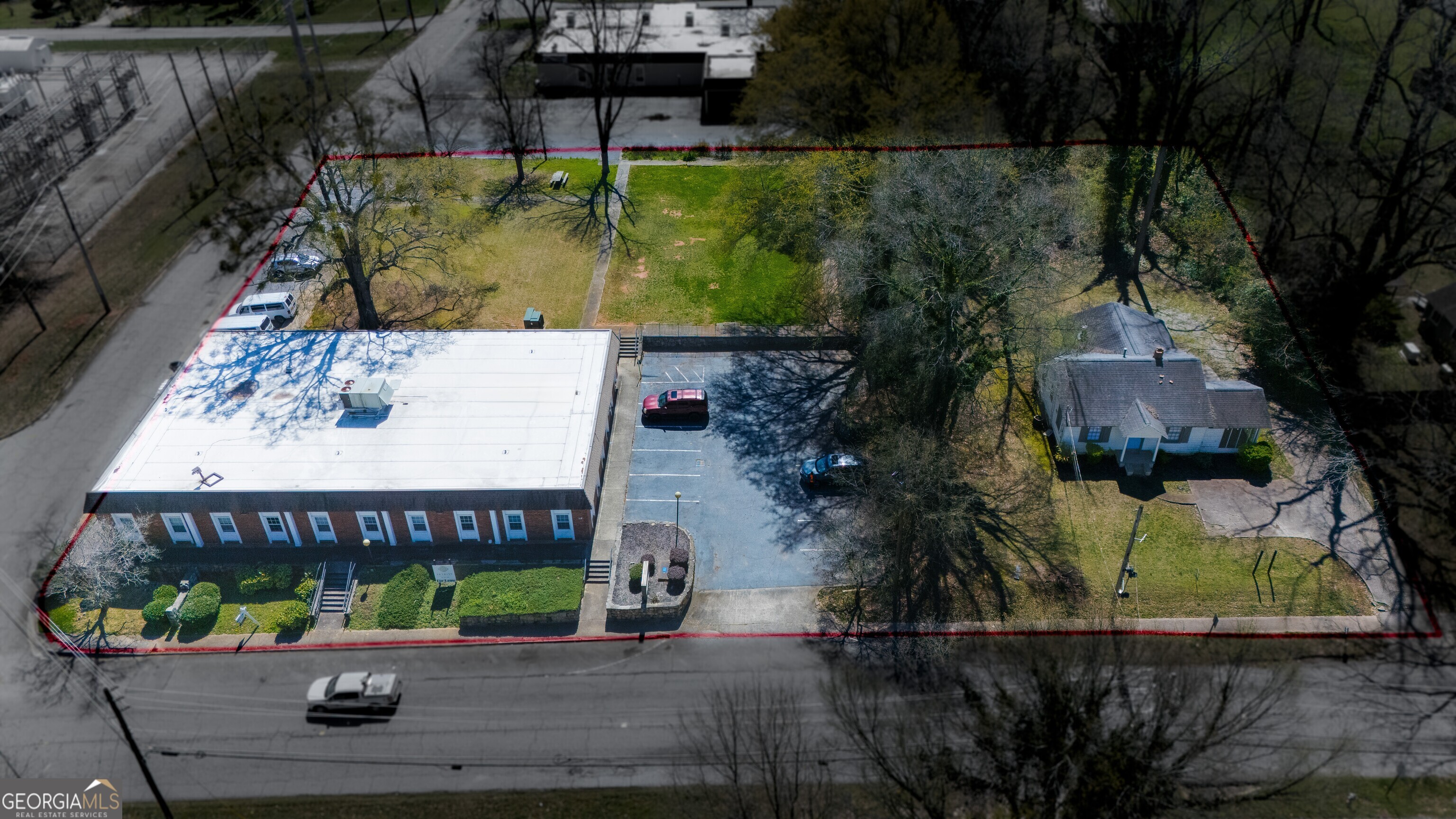Photo 1 of 18 — 118 Stockbridge RD, Jonesboro, GA 30236