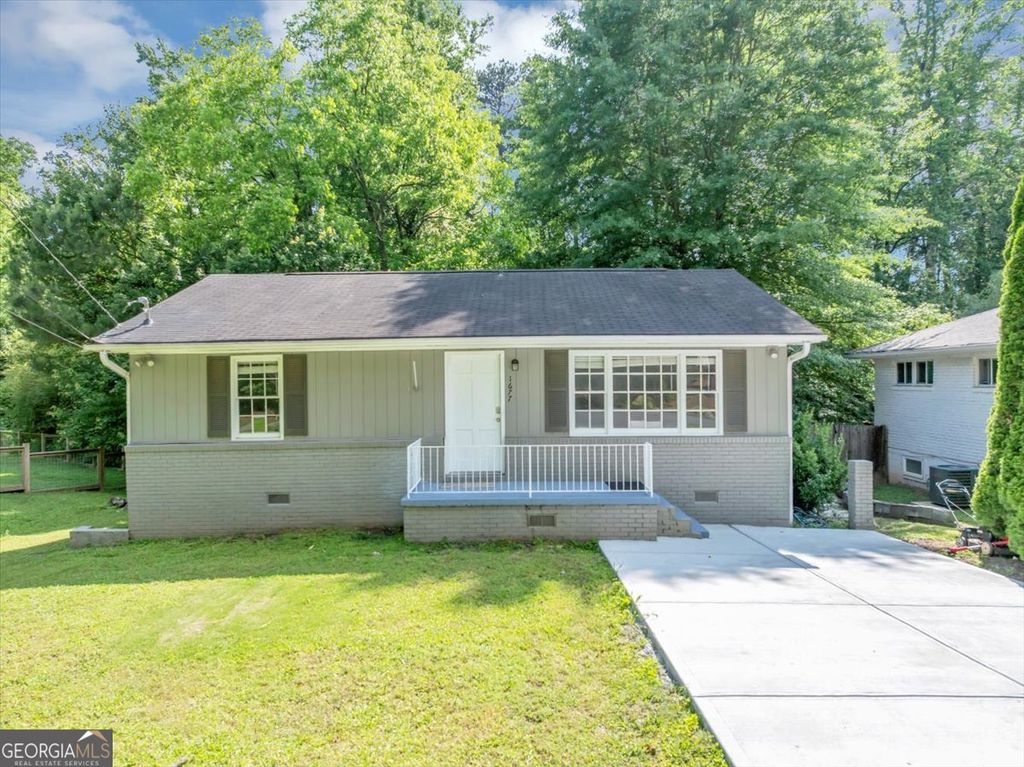 Photo of 1677 Wayland Circle NE, Brookhaven, GA 30319 (MLS # 10664400)