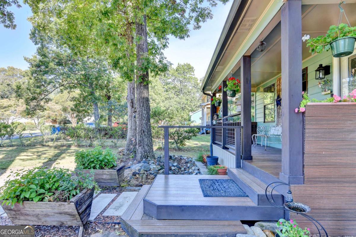 1112 Oak Grove CIR