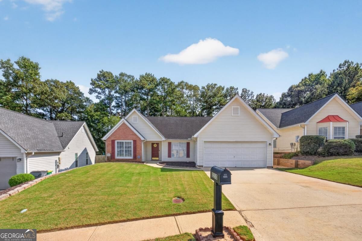 2210 Laurel Pointe LN