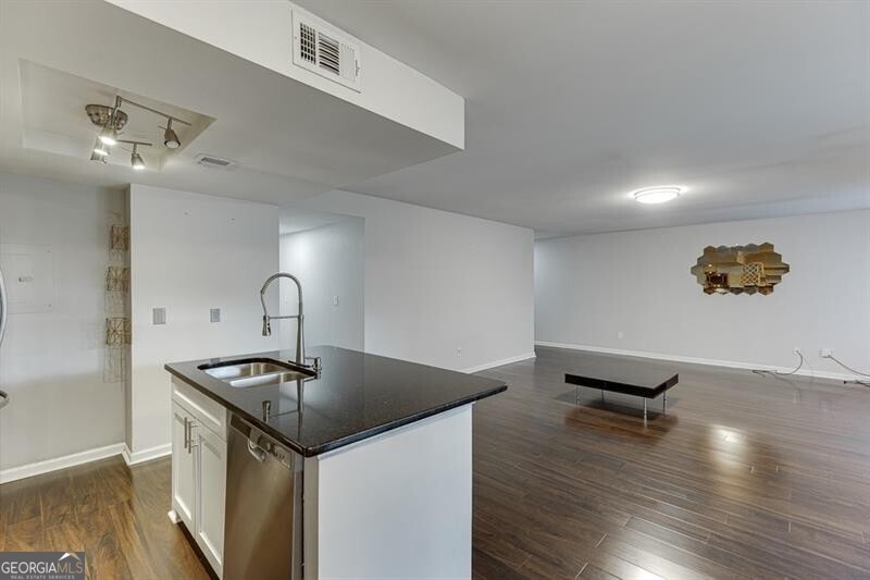 Hederson Place - Residential