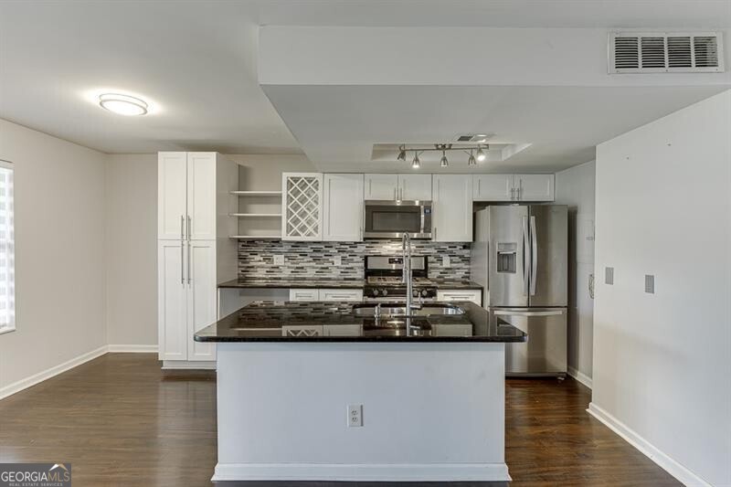 Hederson Place - Residential
