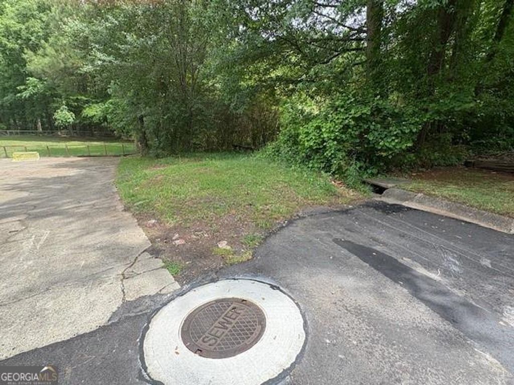 Photo of 0 Burfordi Drive, Marietta, GA 30008 (MLS # 10754459)
