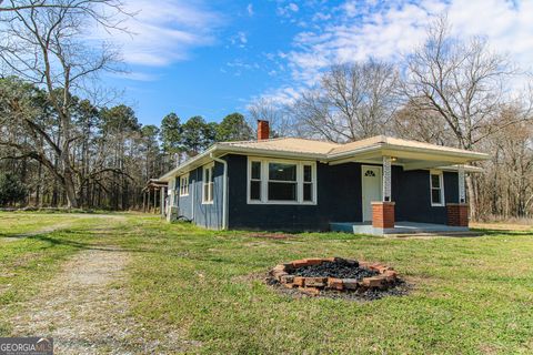 1774 Union Point RD Stephens GA 30667