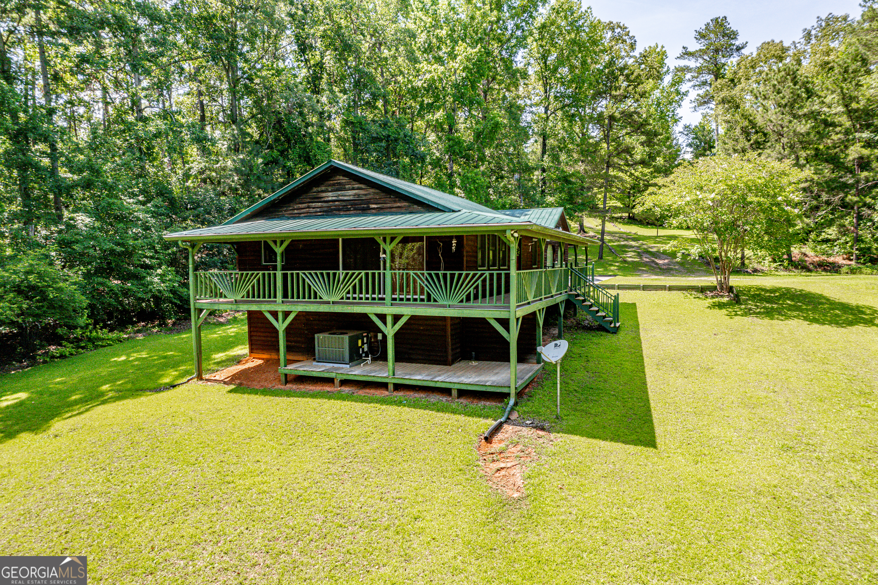 671 Pine Lake DR