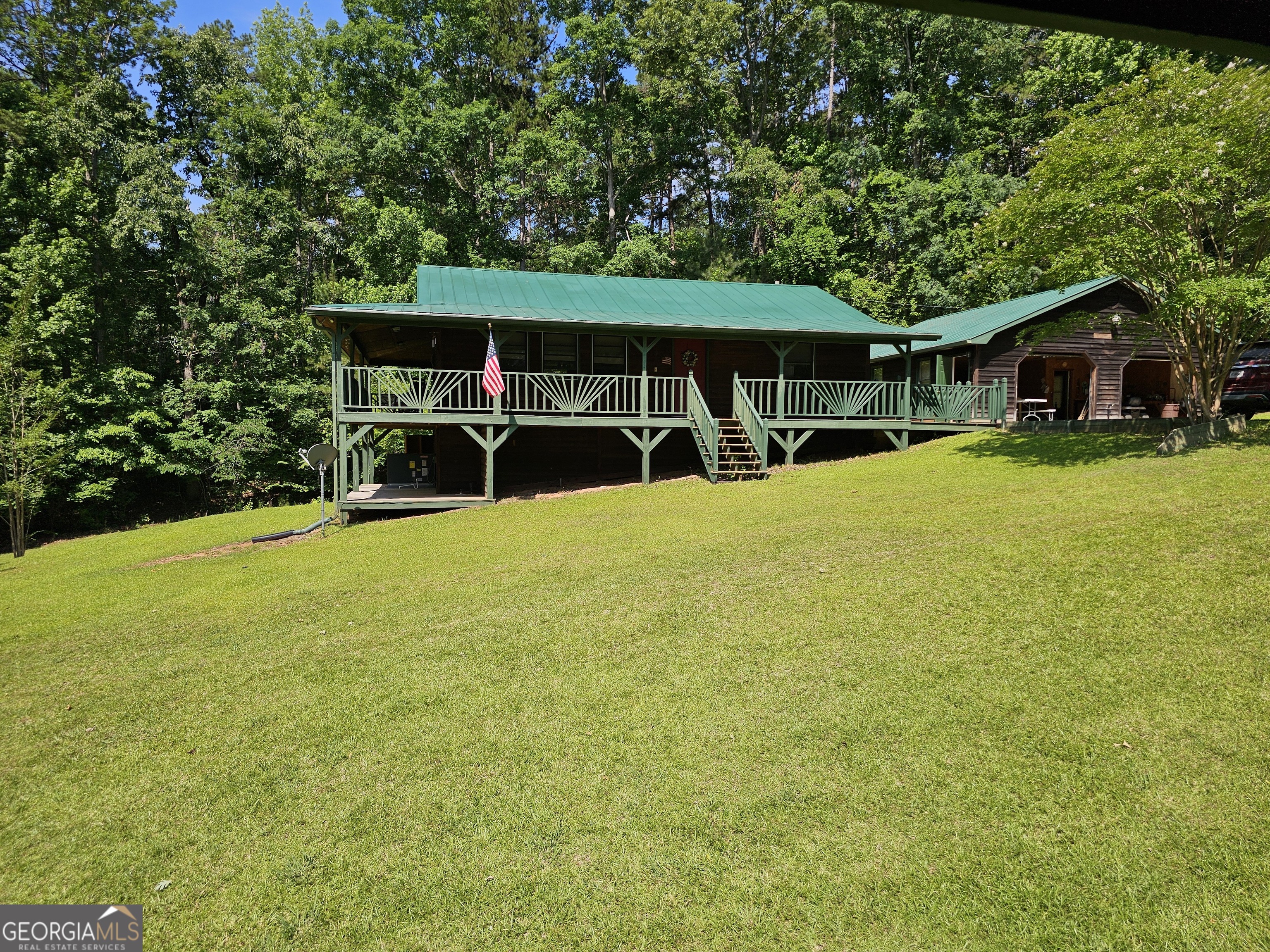 671 Pine Lake DR