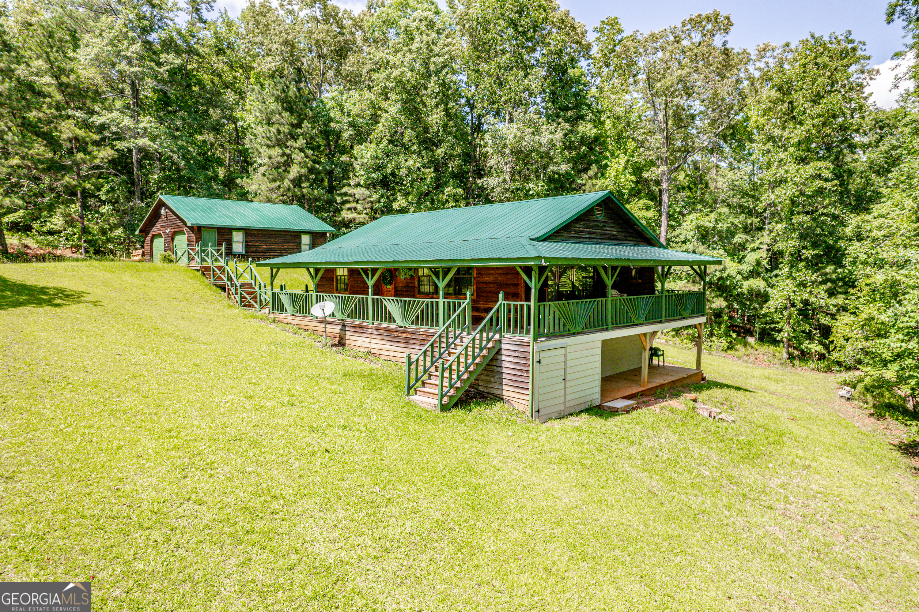 671 Pine Lake DR