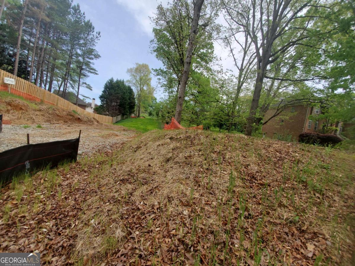 1206 Windsor PKWY NE