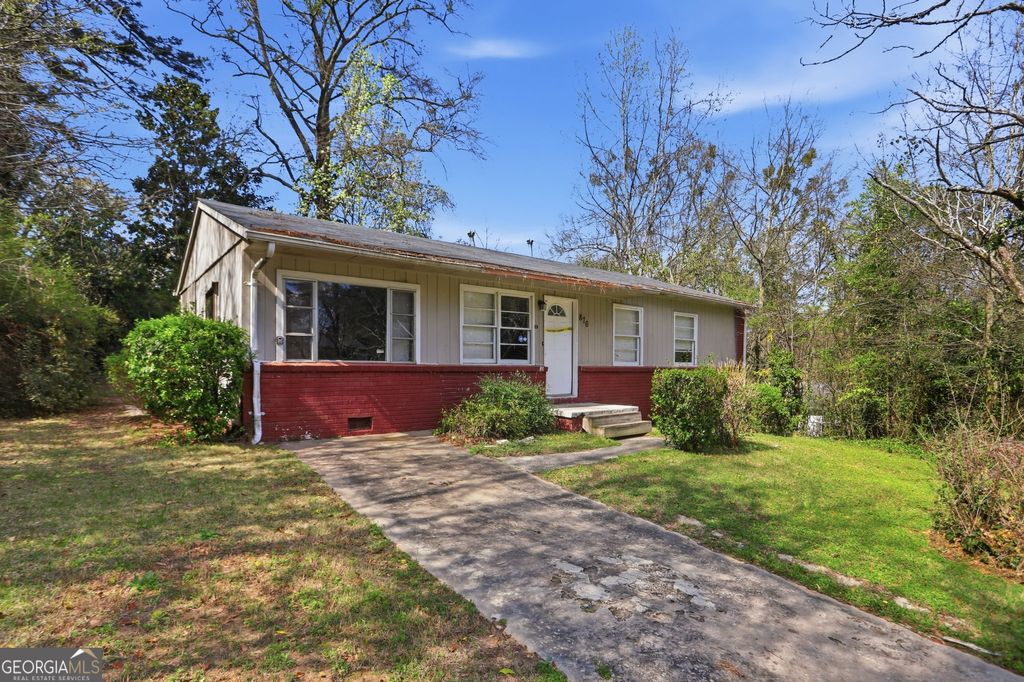 Photo of 876 Bolton Place NW, Atlanta, GA 30331 (MLS # 10709298)